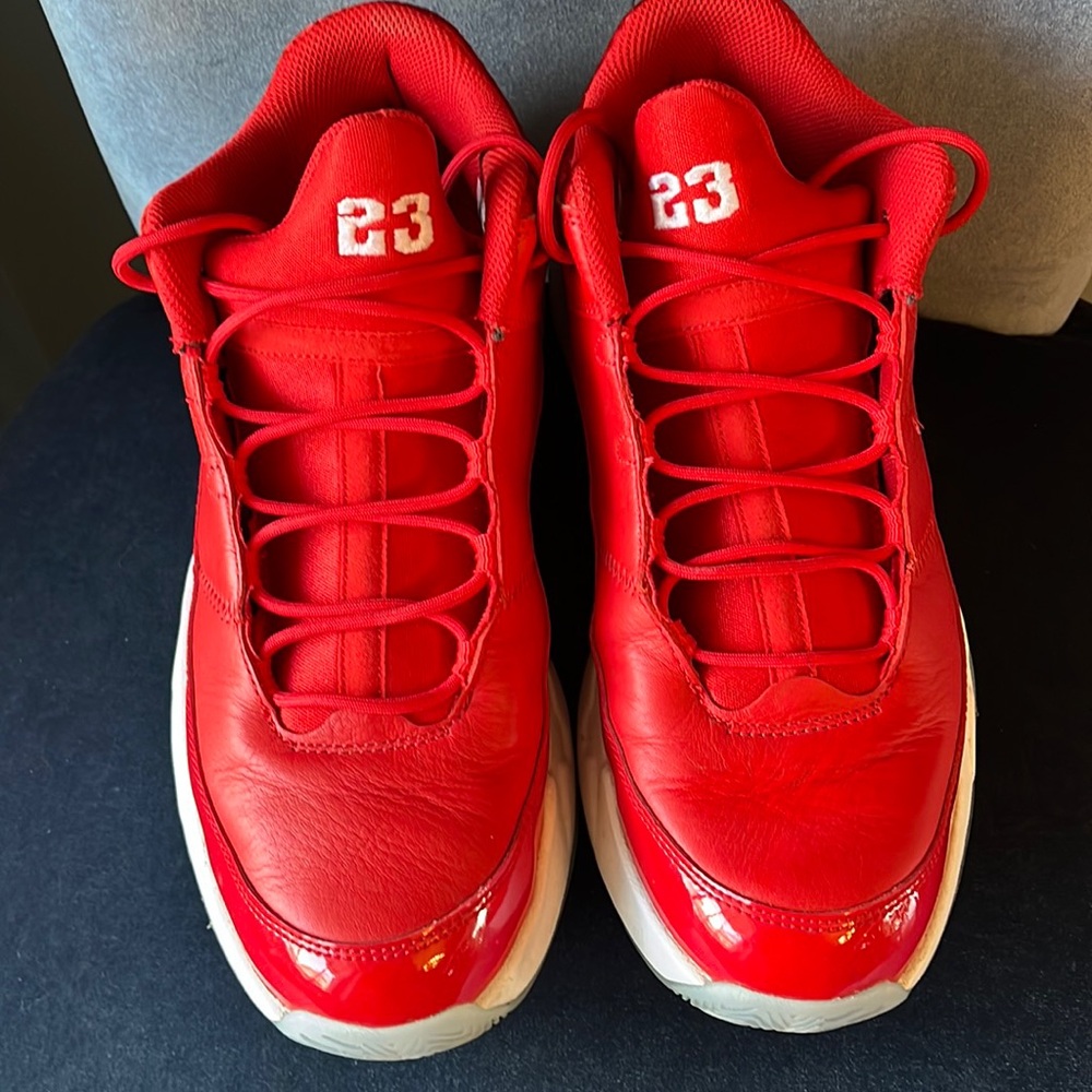 Jordan’s MAX AURA 3 in University Red